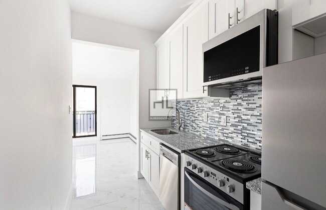 East 16th Street & Avenue R, Unit 2