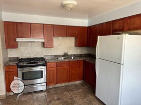 3558 N Nagle Ave, Unit 2N in Chicago, IL - Building Photo