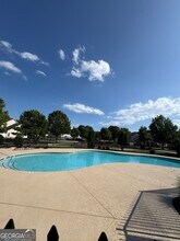 2555 Flat Shoals Rd in College Park, GA - Building Photo - Building Photo