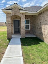 804 Rd 5107 in Cleveland, TX - Building Photo - Building Photo