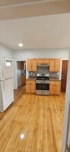 120 Capen St, Unit 1 in Boston, MA - Building Photo - Building Photo