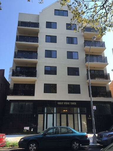 Great Stone Tower in Rego Park, NY - Foto de edificio