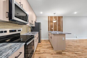 6122 Walnut St in Philadelphia, PA - Building Photo - Building Photo