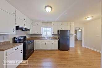 817 Martinwood Ln in Birmingham, AL - Building Photo - Building Photo