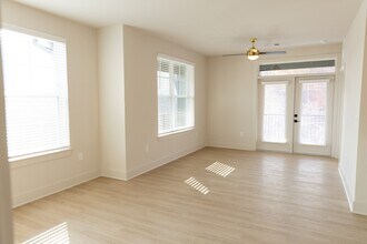 District on the Etowah Apartments in Canton, GA - Foto de edificio - Building Photo