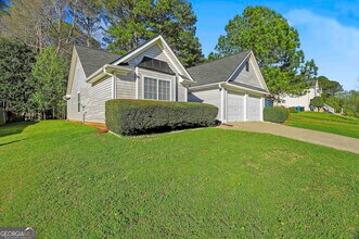 105 Chase Ct in Peachtree City, GA - Building Photo - Building Photo