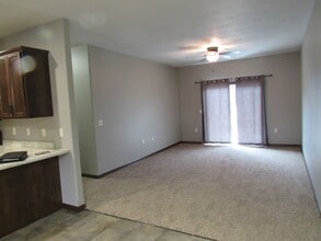 S. S Keller Cir in Sioux Falls, SD - Building Photo - Building Photo