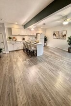 3349 Beacon St in North Chicago, IL - Building Photo - Building Photo