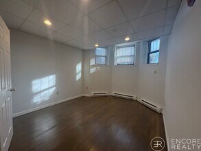 77 Park Dr in Boston, MA - Building Photo - Building Photo