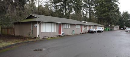 Bryant Court Apartments in Vancouver, WA - Building Photo - Building Photo