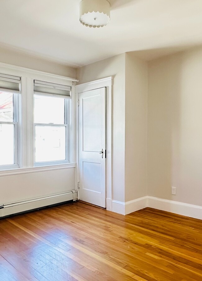 property at 62 Edgecliff Rd