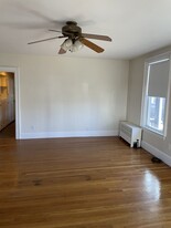 148 Crescent St, Unit B in Waltham, MA - Building Photo