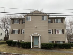 16-18 Joseph St in Providence, RI - Foto de edificio - Building Photo