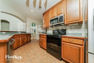 500 Crystal Falls Dr in McKinney, TX - Building Photo - Building Photo