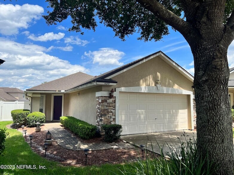 4078 Pebble Brooke Circle South in Orange Park, FL - Building Photo