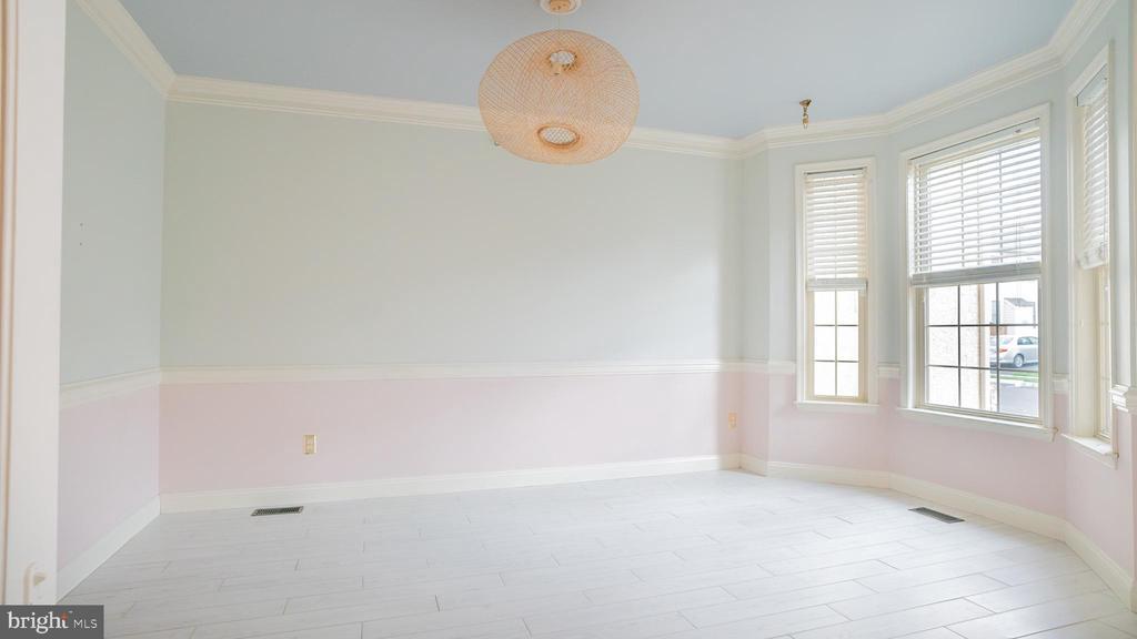 108 Barefield Ln in Conshohocken, PA - Building Photo