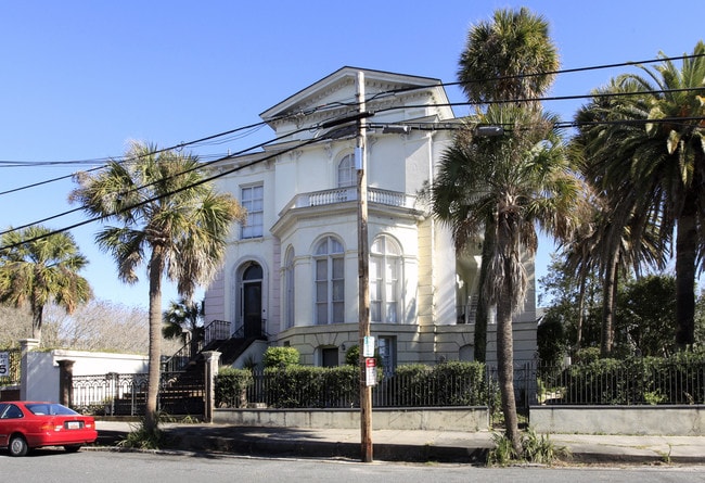 34 Smith St in Charleston, SC - Building Photo - Building Photo