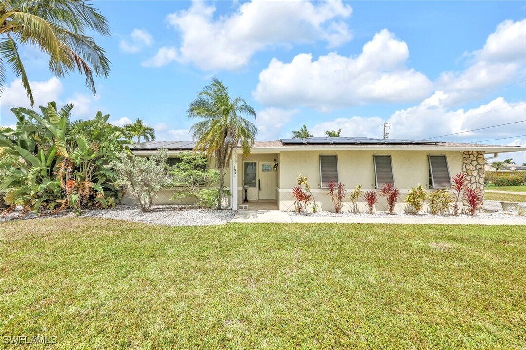 1831 Palaco Grande Pkwy in Cape Coral, FL - Building Photo
