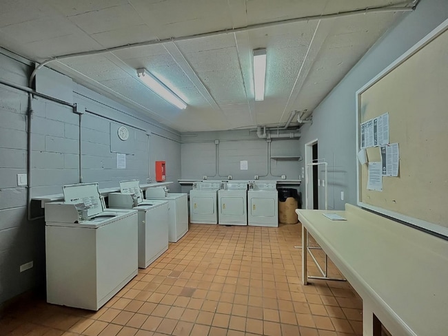 111 S Summit St, Unit 116 in Toledo, OH - Building Photo - Building Photo