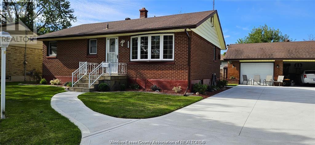 2505 Askin Ave in Windsor, ON - Building Photo