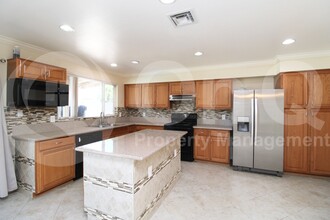 2728 W Villa Rita Dr in Phoenix, AZ - Building Photo - Building Photo