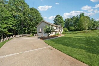 102 Hunters Mill Rd in Woodstock, GA - Building Photo - Building Photo