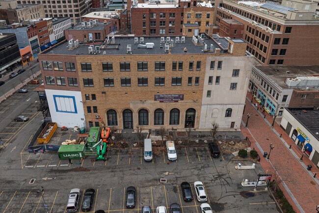 The Society Apartments in Hartford, CT - Building Photo - Building Photo