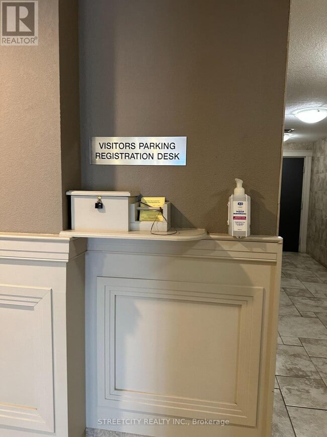 250 Pall Mall St in London, ON - Building Photo - Building Photo