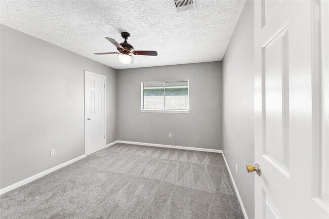 property at 1819 Freshmeadow Dr