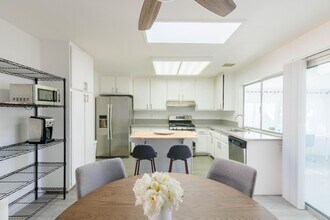 7912 Dancy Rd in San Diego, CA - Building Photo - Building Photo