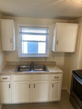 1280 Section Rd, Unit #2 in Cincinnati, OH - Foto de edificio - Building Photo