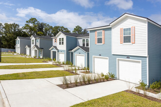 Duval Landing in Jacksonville, FL - Foto de edificio - Building Photo