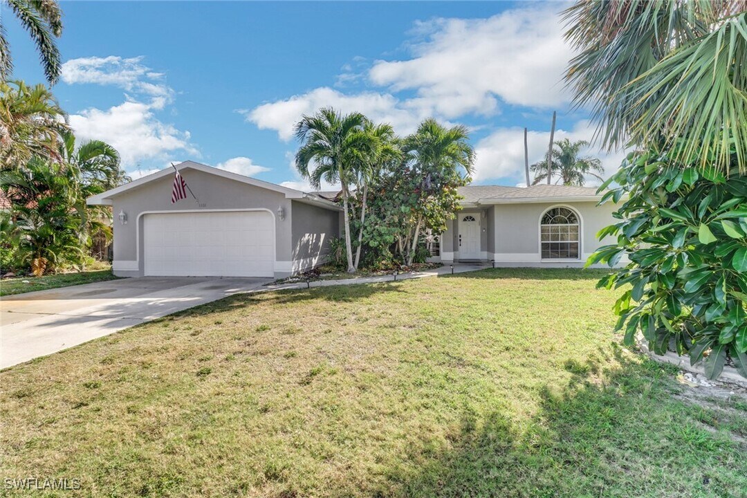 5333 Malaluka Ct in Cape Coral, FL - Building Photo