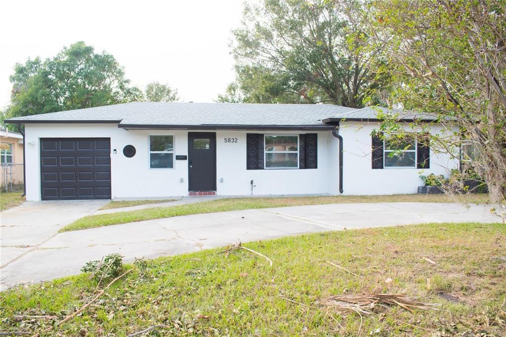 5832 Dr M.L.K. Jr St N in St. Petersburg, FL - Building Photo