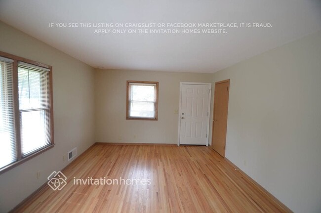 5901 2nd St NE in Fridley, MN - Building Photo - Building Photo