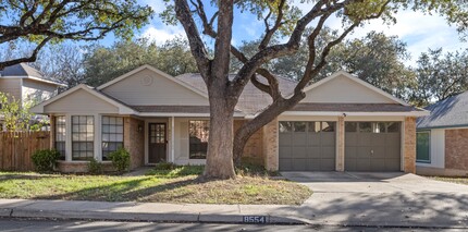 8554 Timber Lodge in San Antonio, TX - Building Photo - Building Photo