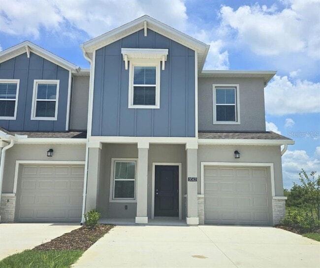property at 3062 Chantilly Dr