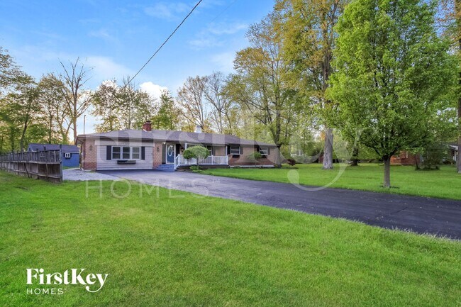 1244 Day Cir E in Milford, OH - Building Photo - Building Photo