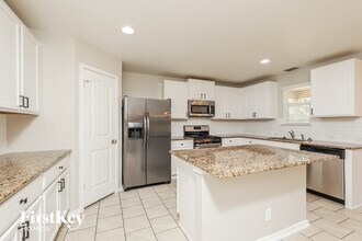10254 Metz Vly in Schertz, TX - Building Photo - Building Photo