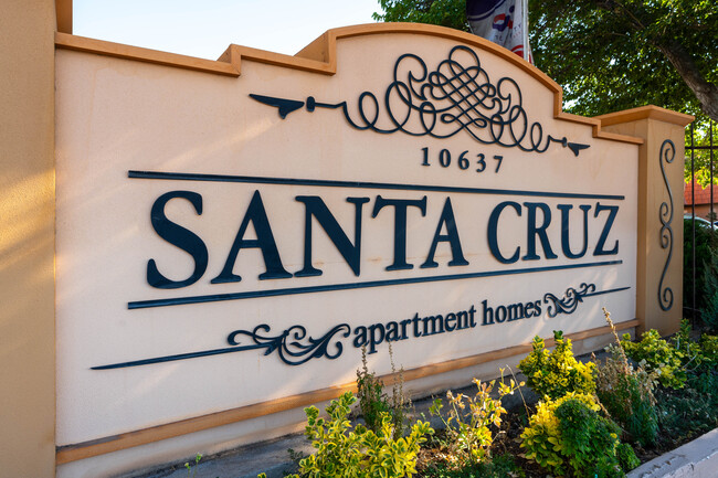 Santa Cruz Apartments