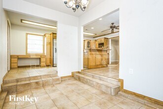 206 E 5th St in Ferris, TX - Building Photo - Building Photo