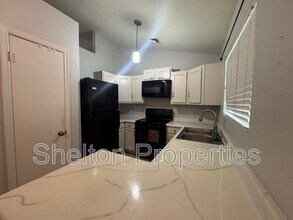12537 N 83rd Dr in Peoria, AZ - Building Photo - Building Photo