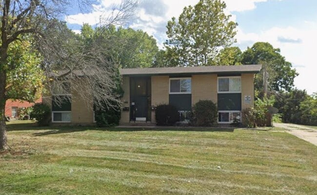 property at 2812 Leeway Dr