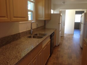 298 Ramona Dr in San Luis Obispo, CA - Building Photo - Building Photo