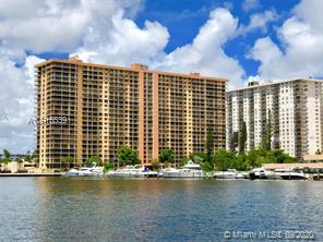 290 174th St, Unit waterview in Sunny Isles Beach, FL - Foto de edificio