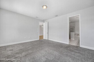 8313 Loren Cove Dr in Melbourne, FL - Building Photo - Building Photo