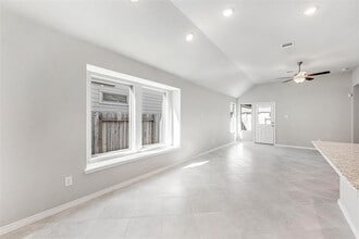 5018 Mint Orchard Dr in Houston, TX - Building Photo - Building Photo