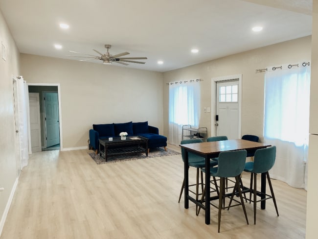 10295 53rd Ave N in St. Petersburg, FL - Building Photo - Building Photo