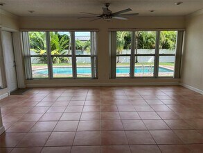 1811 NE 43rd St in Fort Lauderdale, FL - Building Photo - Building Photo