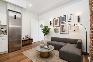 130 Allen St, Unit 10 in New York, NY - Building Photo